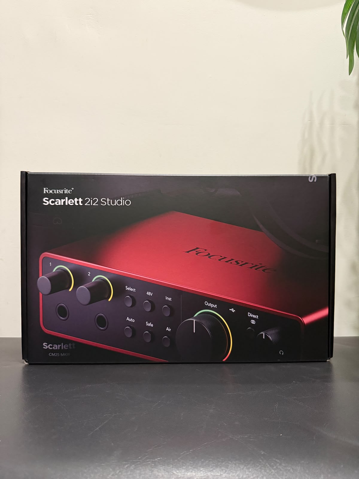 Focusrite Scarlett 2i2 Studio 4th Fourth Generation USB Type-C Audio Interface